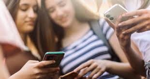 teenagers' mental health and social media