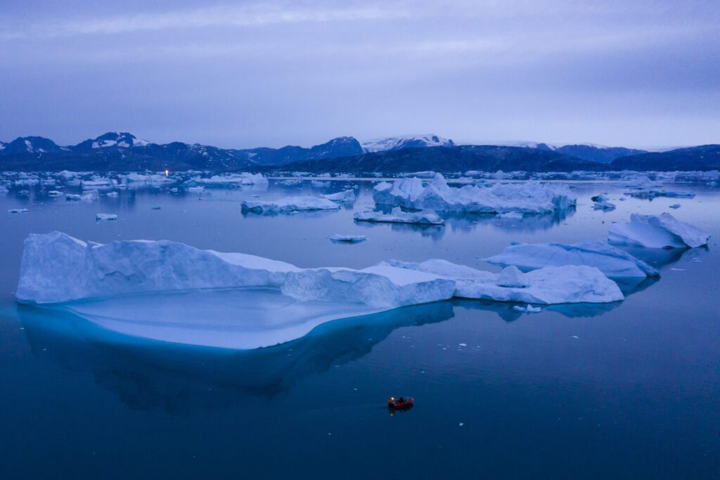 Giant Viruses Found on Greenland Ice Sheet: 